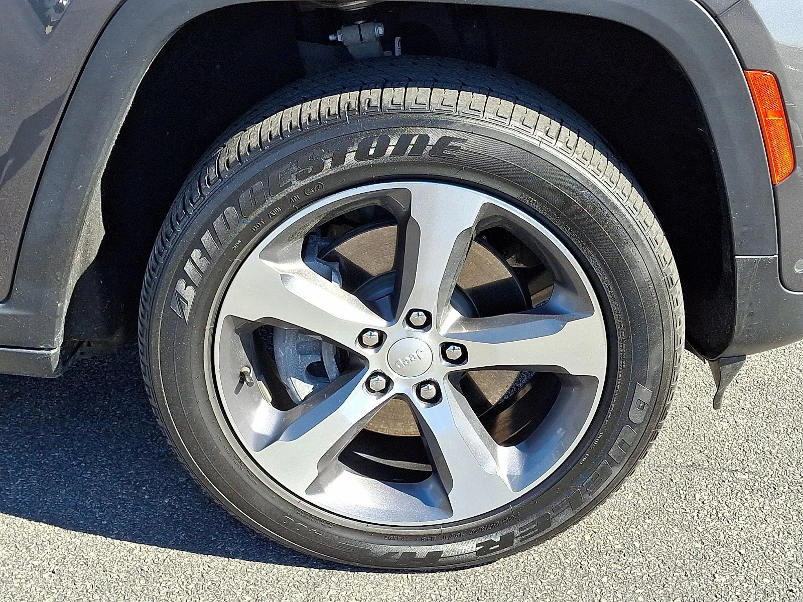 Certified Used 2022 Baltic Gray Metallic Clearcoat Jeep Limited 4x4 image 9