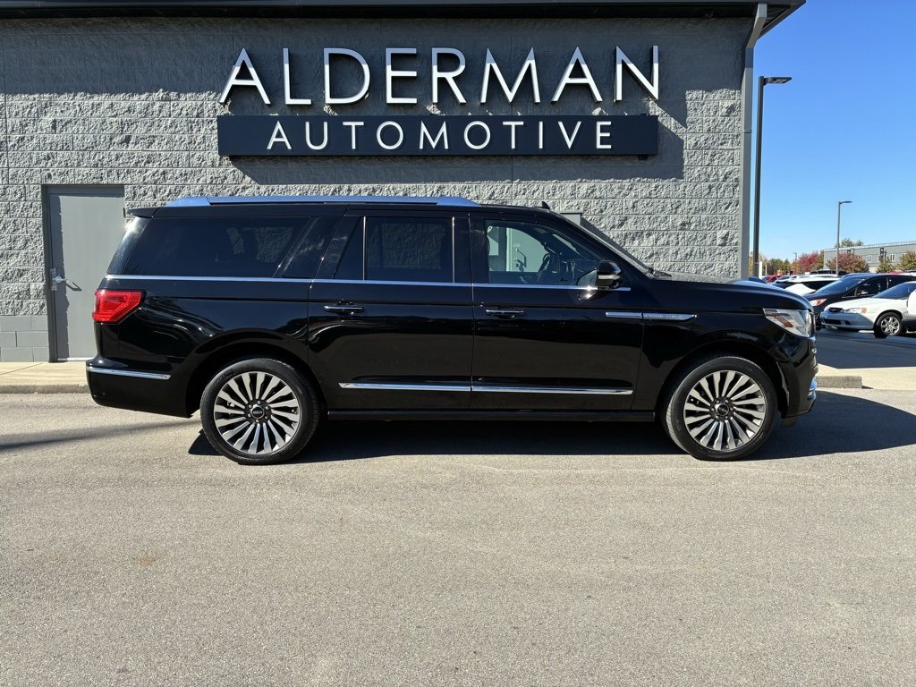 2020 Lincoln Navigator L Reserve photo 2