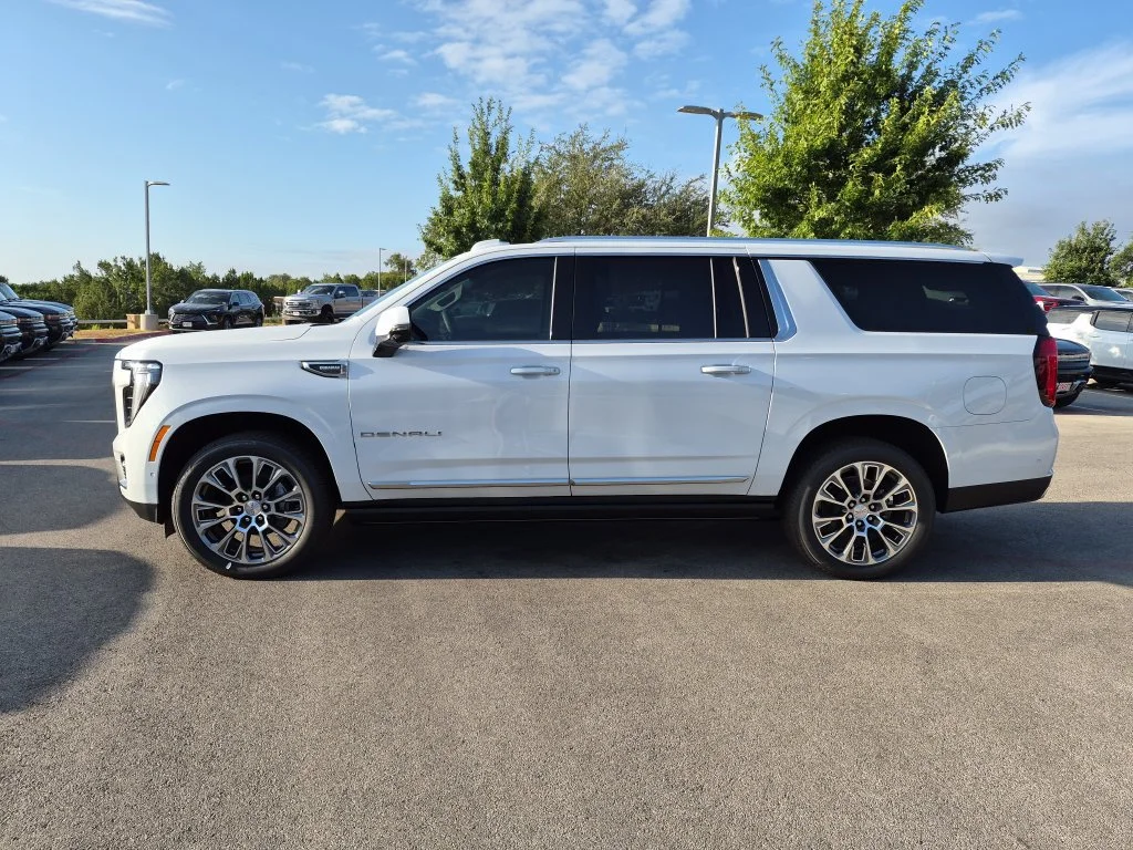 New 2026 Glacier White Tricoat GMC Denali image 5