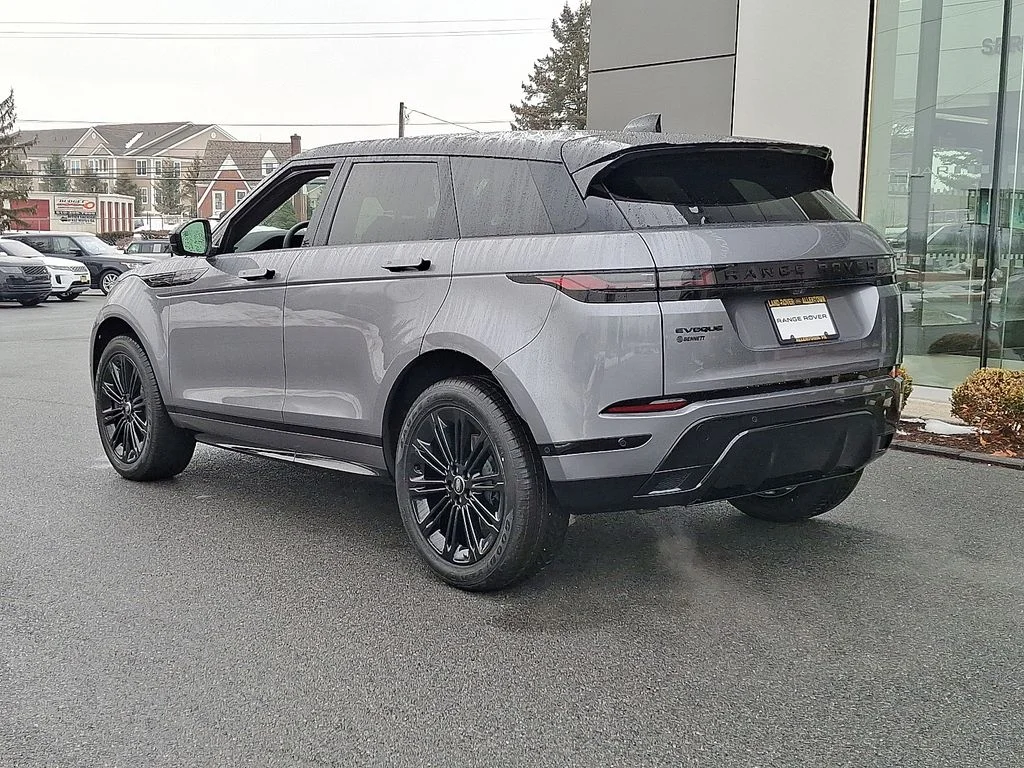 New 2026 Eiger Grey Land Rover Dynamic image 4