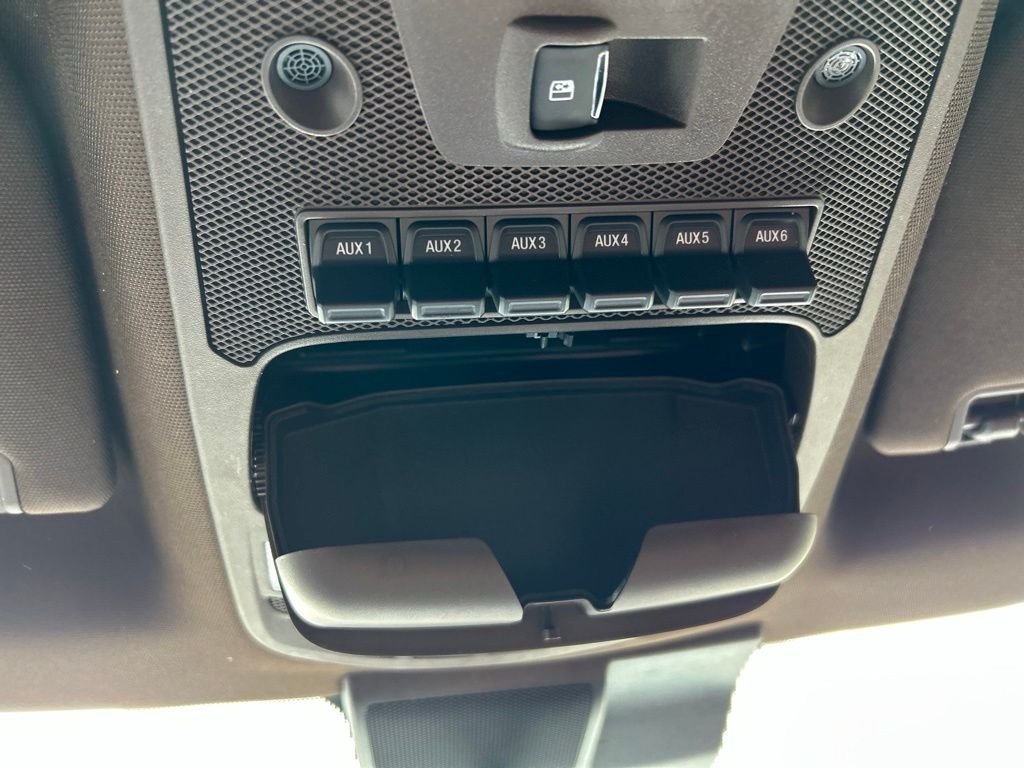 Used 2022 Oxford White Ford King Ranch image 37