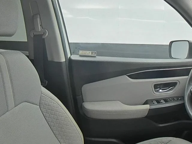 Used 2023  Honda LX image 34