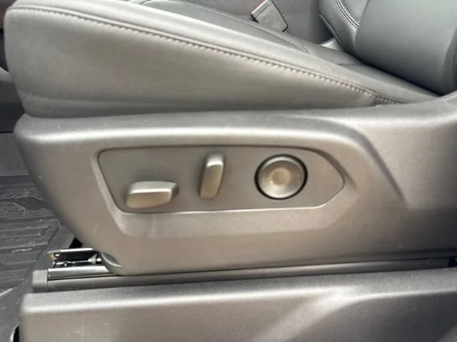 2026 GMC Sierra 1500 SLT - Photo 16