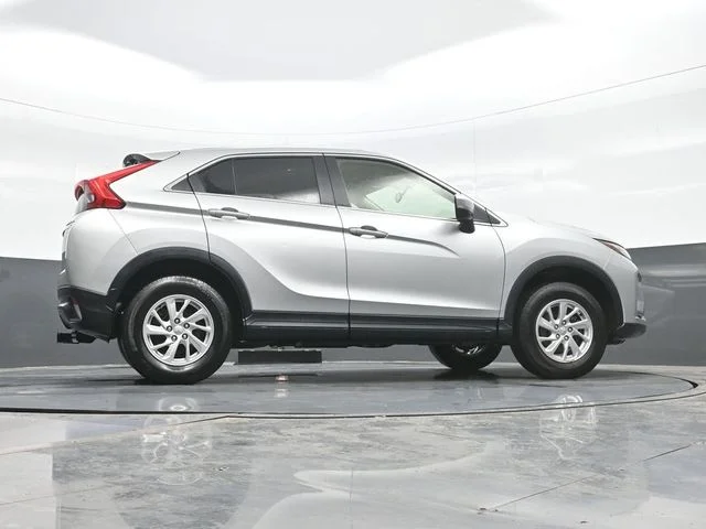 Used 2019 Silver Mitsubishi ES image 25