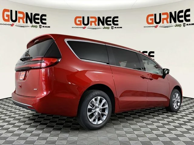 New 2027 Red Hot Pearl-Coat Exterior Paint Chrysler Select image 24