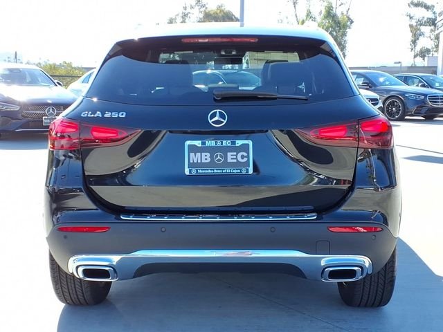 New 2026 Black Mercedes-Benz GLA 250 image 22