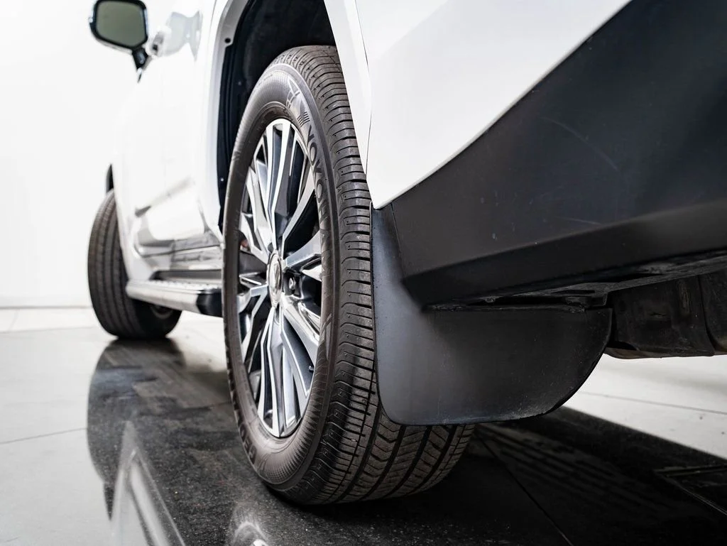 Used 2024 White Pearl Lexus 600 Premium image 53