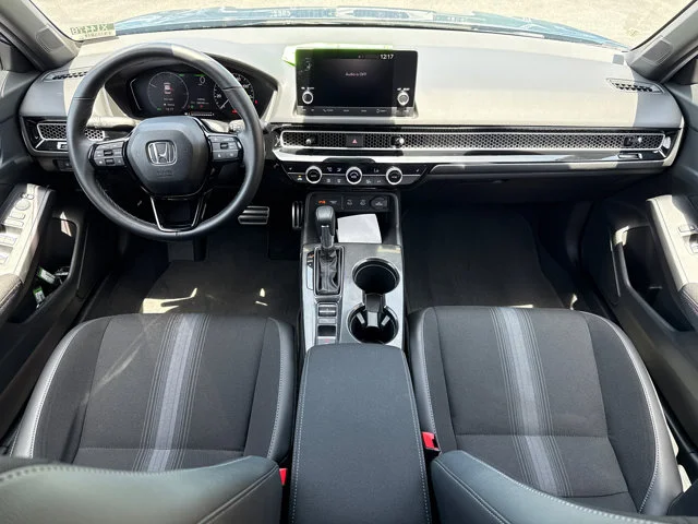 Used 2025 Blue Honda C image 5