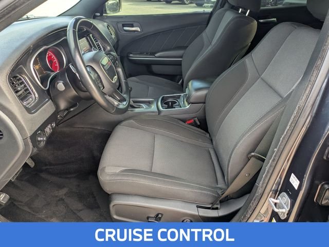 Used 2018 Gray Dodge V6 image 13