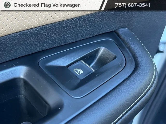 New 2026 White Volkswagen 2.0T SE image 26