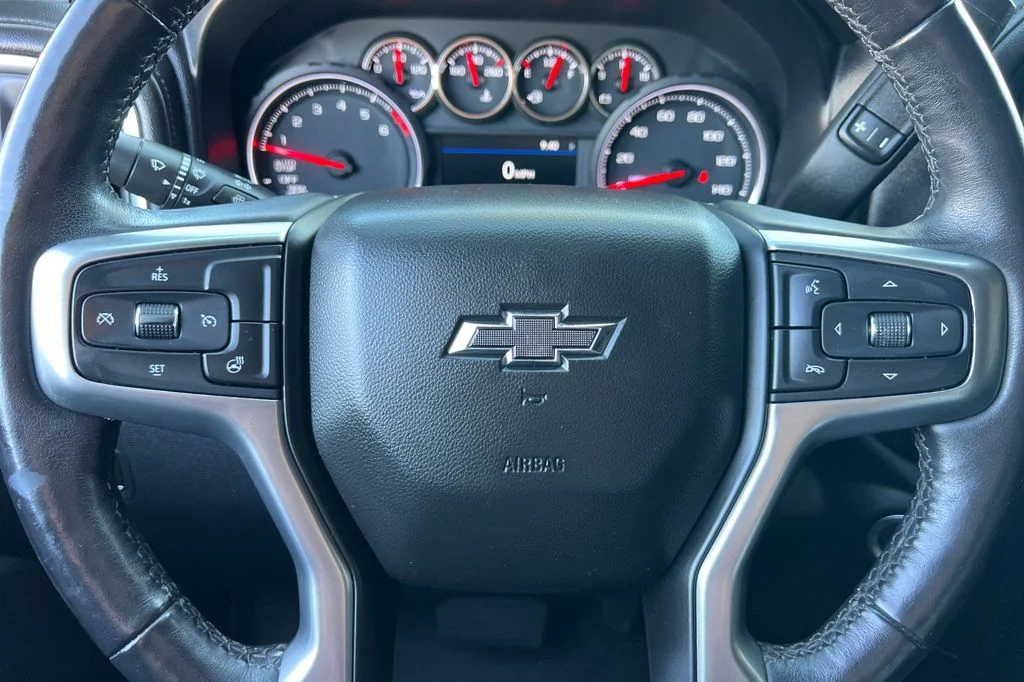 Used 2019 White Chevrolet RST image 26