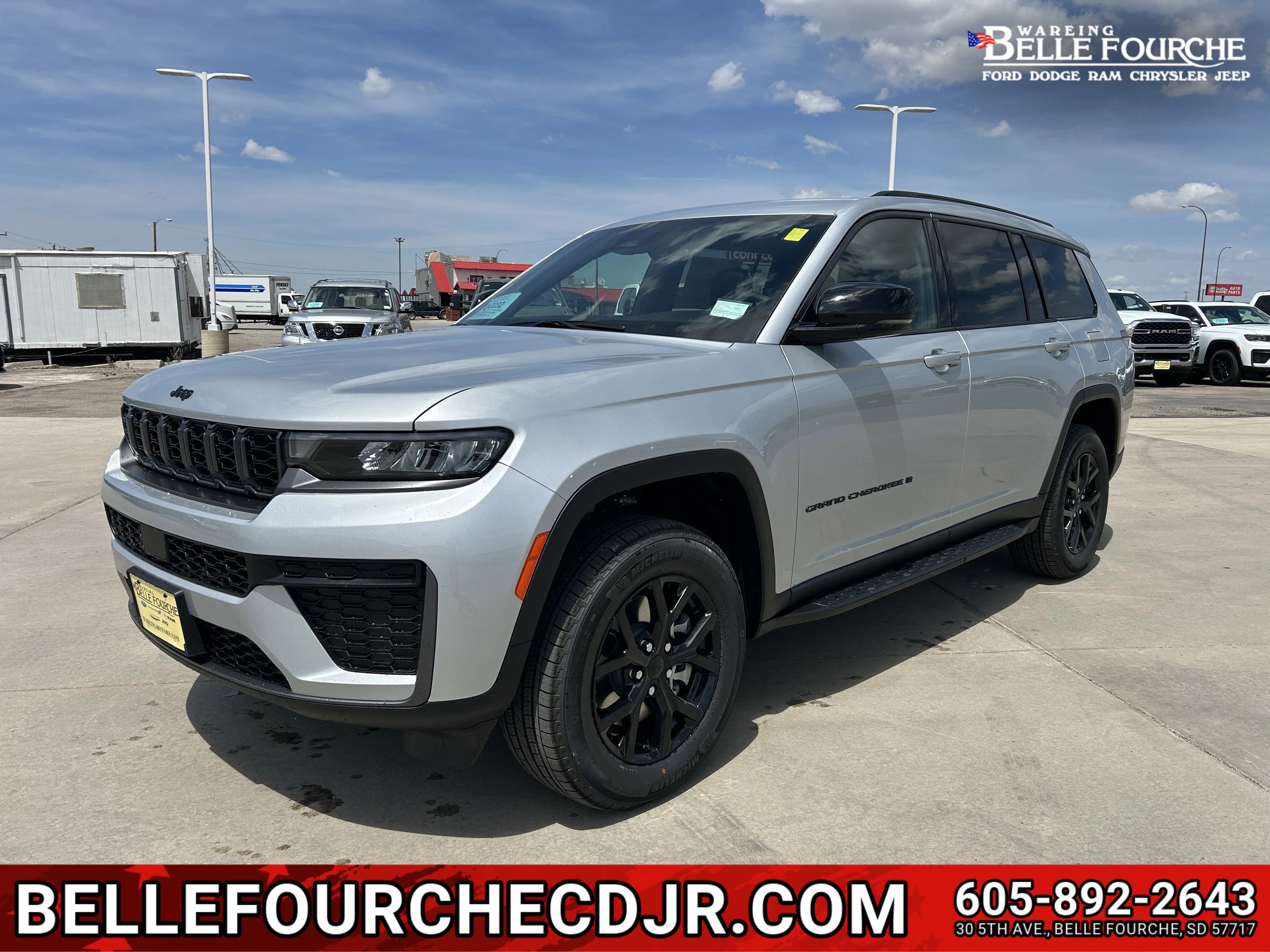 2026 Jeep Grand Cherokee L Laredo Altitude 4x4's photo