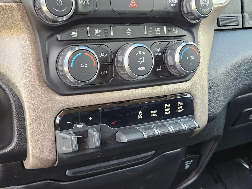 Used 2020 Red Ram Laramie image 22
