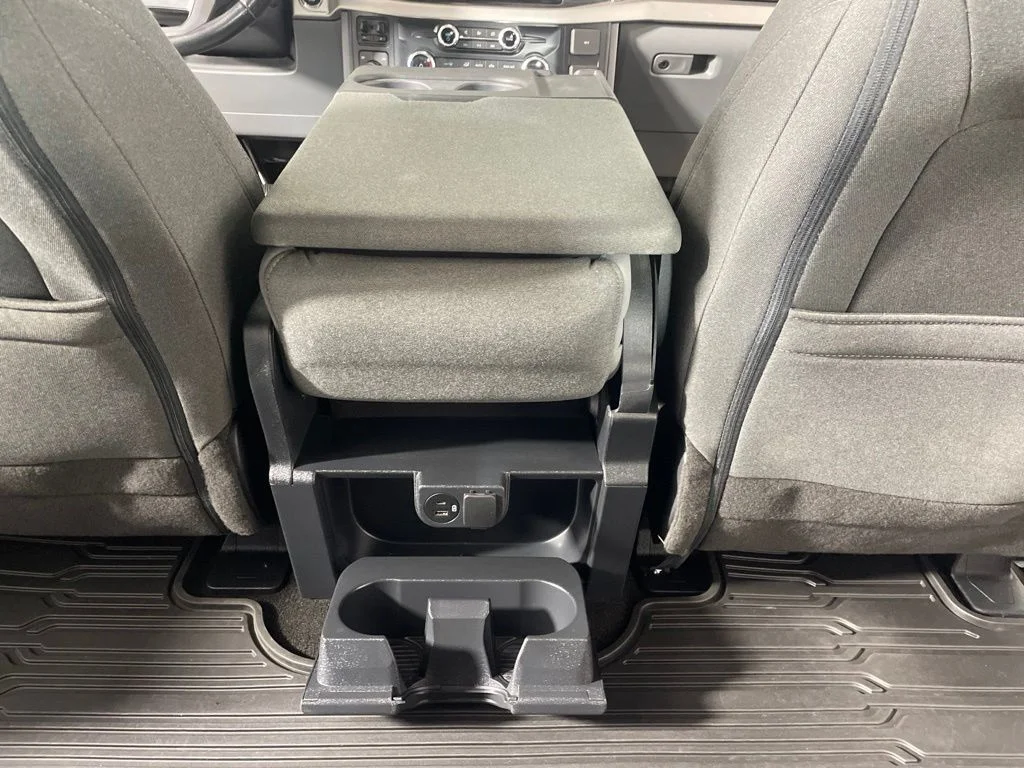 Used 2022 Oxford White Ford XLT image 21