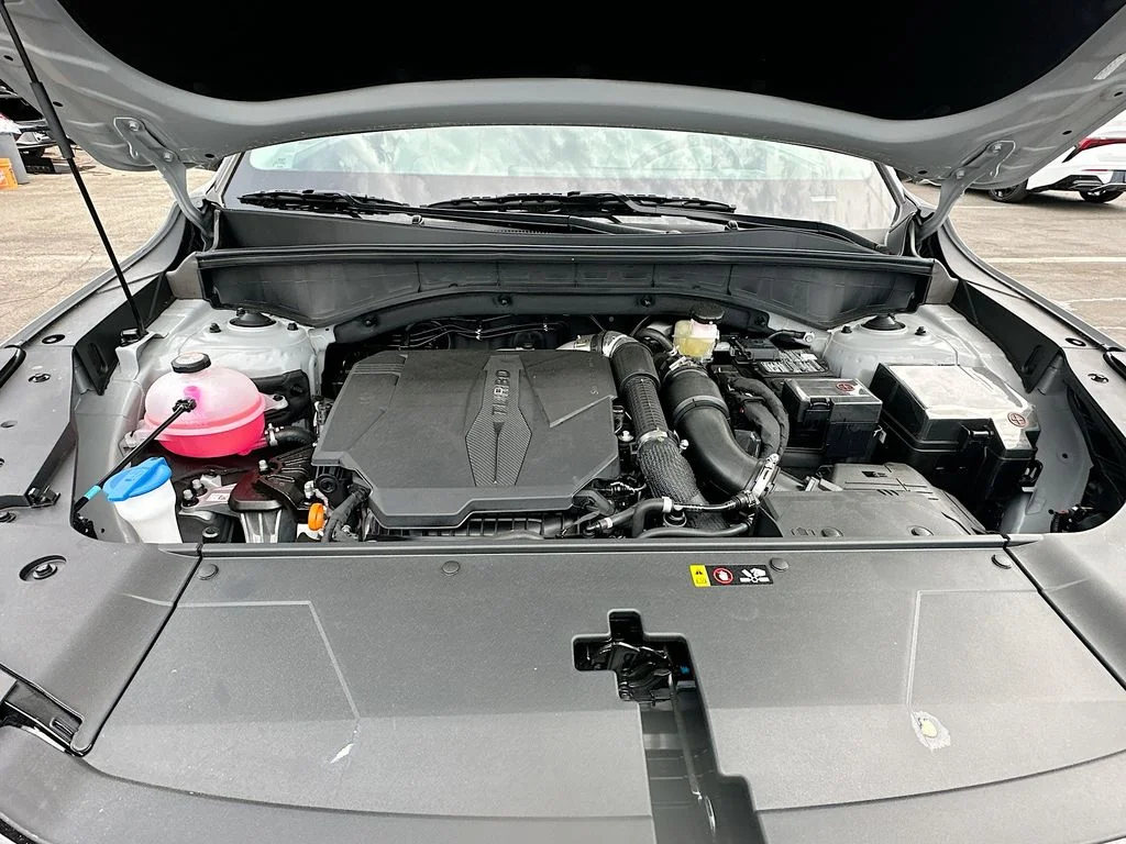 New 2026 Wolf Gray Kia EX image 32
