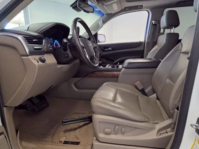 Used 2016 SUMMIT WHITE Chevrolet LTZ image 12