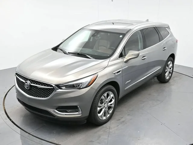 Used 2018 Includes Spectra Gray lower exterior accent color. Buick Avenir image 36