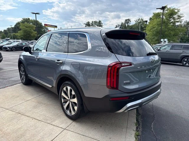 Certified Used 2021 Silver Kia EX image 18