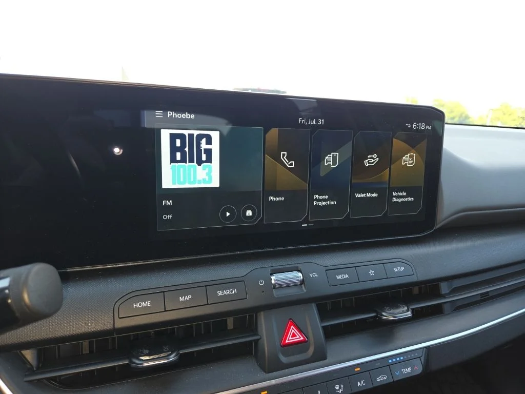 Used 2025 Blue Kia LXS image 8