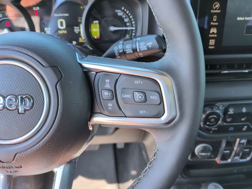 Used 2025 Black Jeep Sahara 4xe image 27