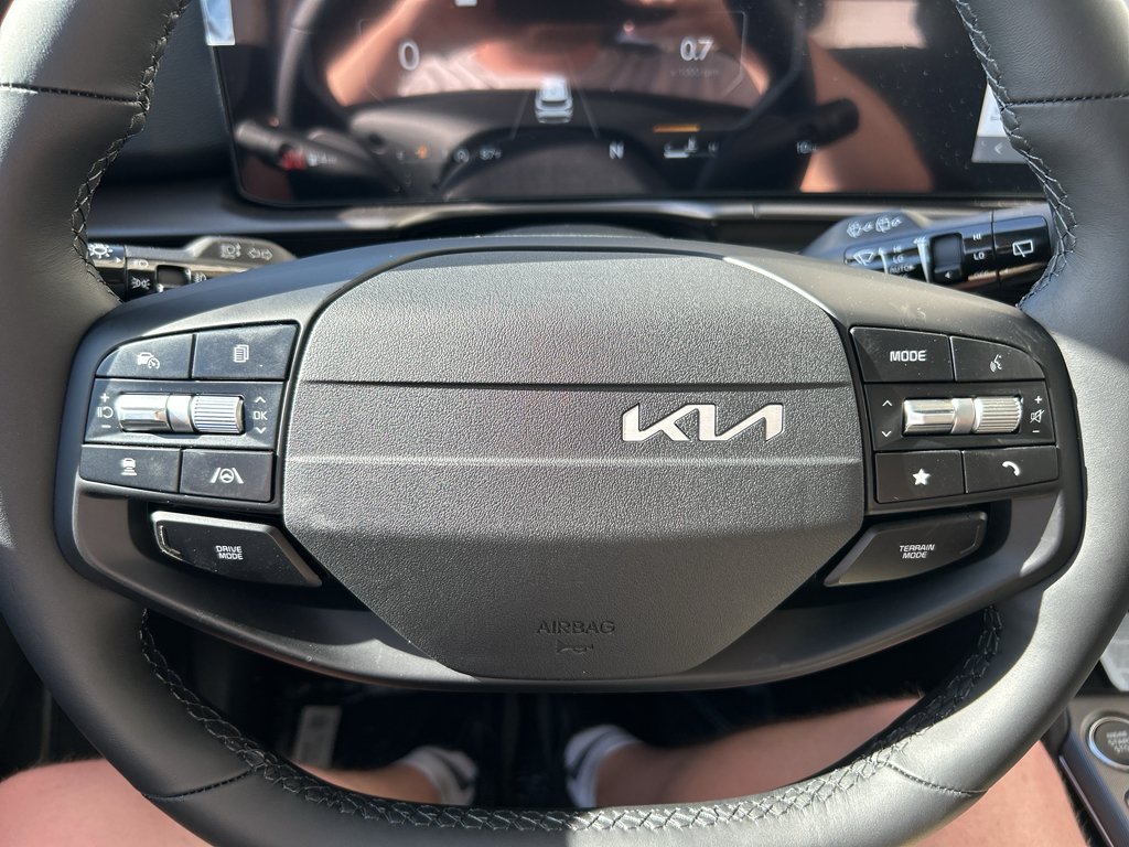 New 2026 Glacial White Pearl Kia SX Prestige image 25