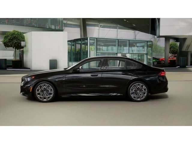 New 2027 Black BMW 550e xDrive image 4