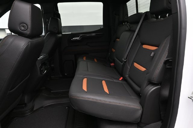 2026 GMC Sierra 1500 AT4 - Photo 11