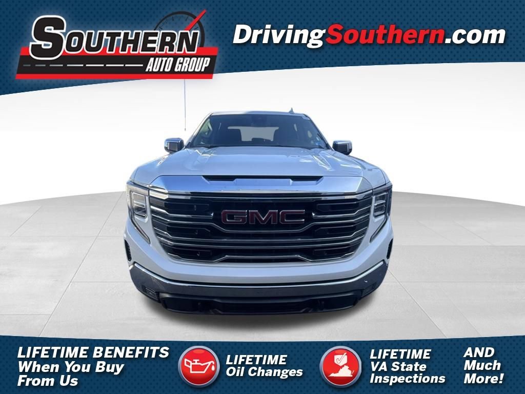 Used 2026 Summit White GMC SLT image 1