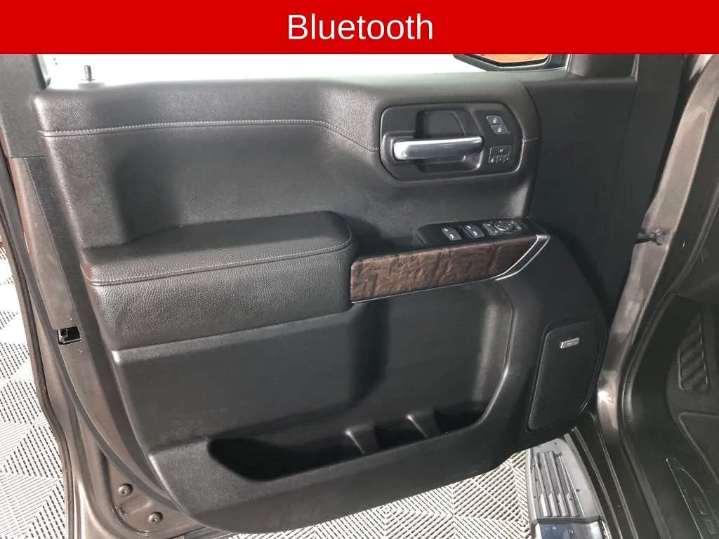 Used 2019 Brown GMC Denali image 10