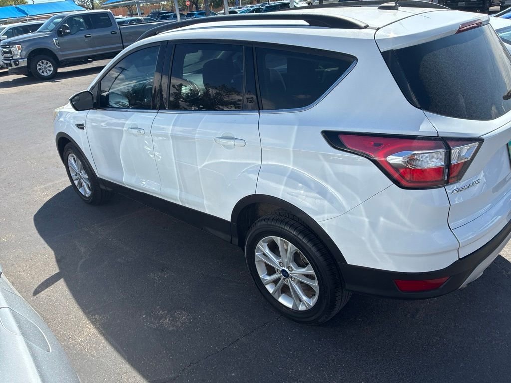 Used 2018 Ford Escape SE with VIN 1FMCU9GD9JUC59770 for sale in Albuquerque, NM