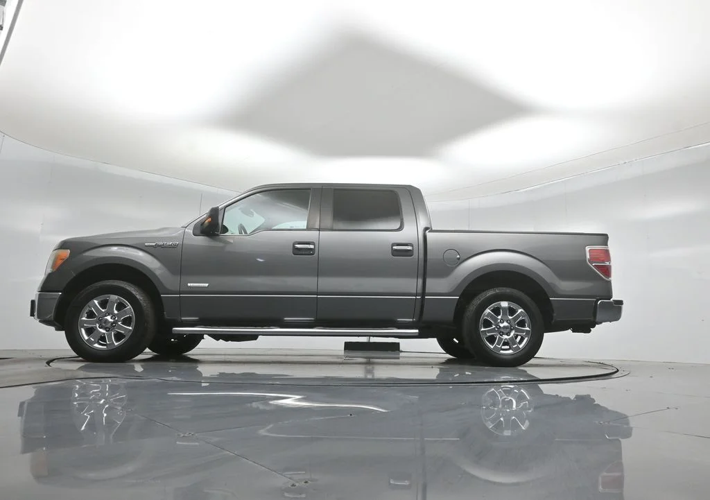 Used 2013 Gray Ford XLT image 7