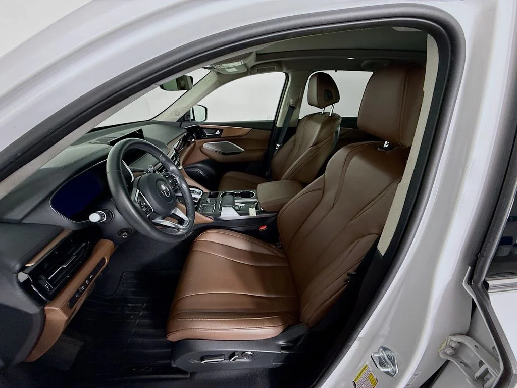 Certified Used 2023 Platinum White Pearl Acura Technology image 5
