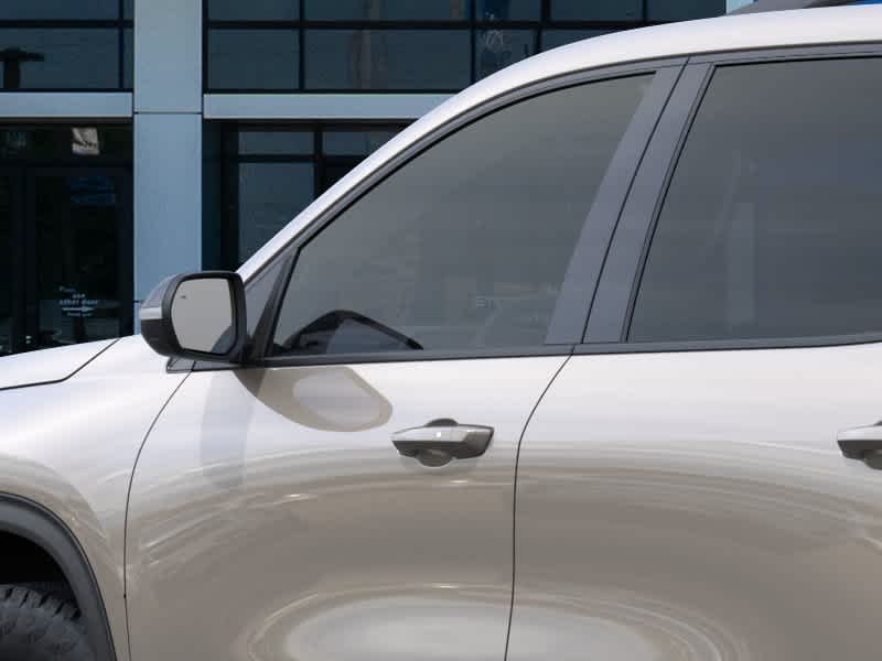 2027 Chevrolet Traverse Z71 - Photo 12