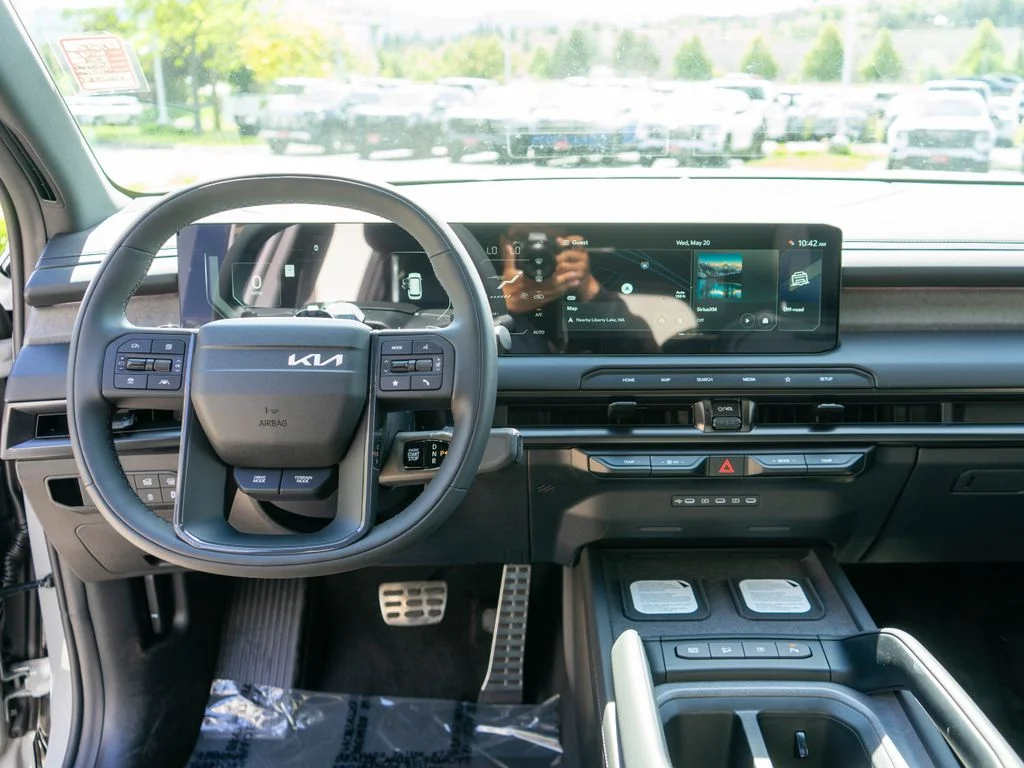 New 2027 Wolf Gray Kia X-PRO SX image 16