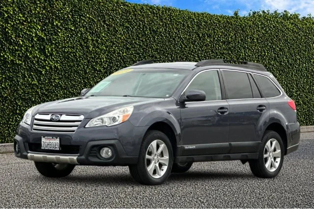 Used 2014 Gray Subaru 2.5i image 7