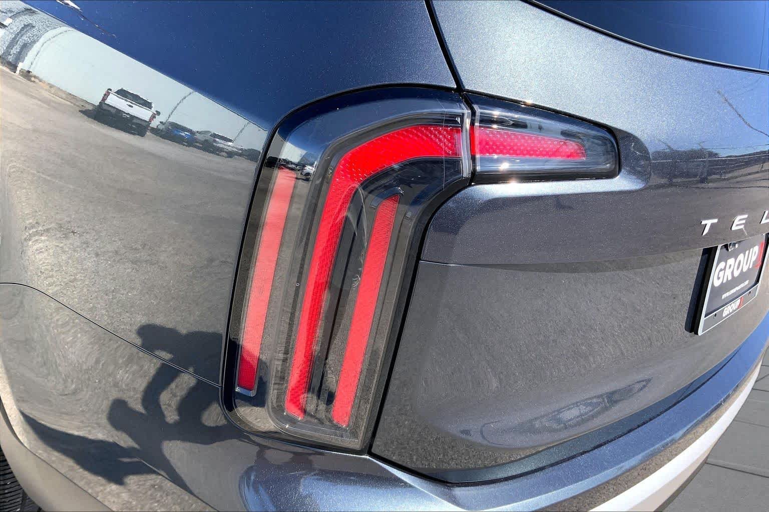 Used 2024 Gravity Gray Kia EX image 25
