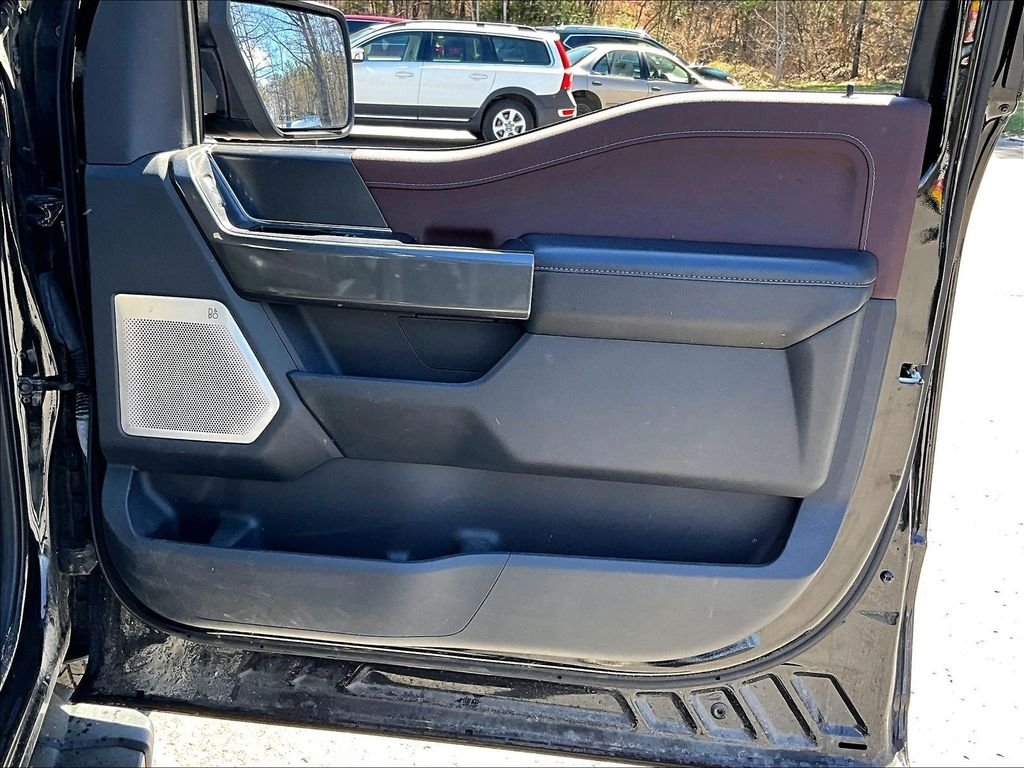 Used 2023 Black Metallic Ford Lariat image 12