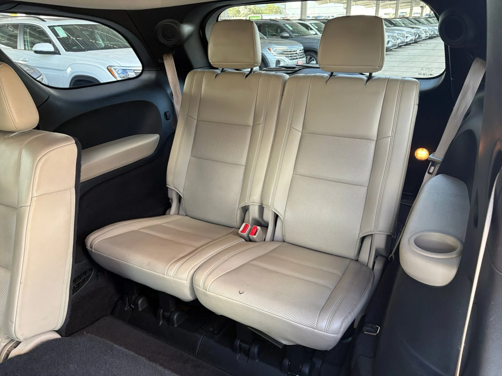 Used 2016 Ivory 3-Coat Dodge Citadel image 22