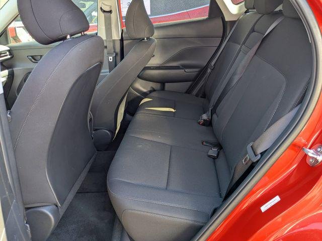 2025 Hyundai Kona SEL - Photo 13