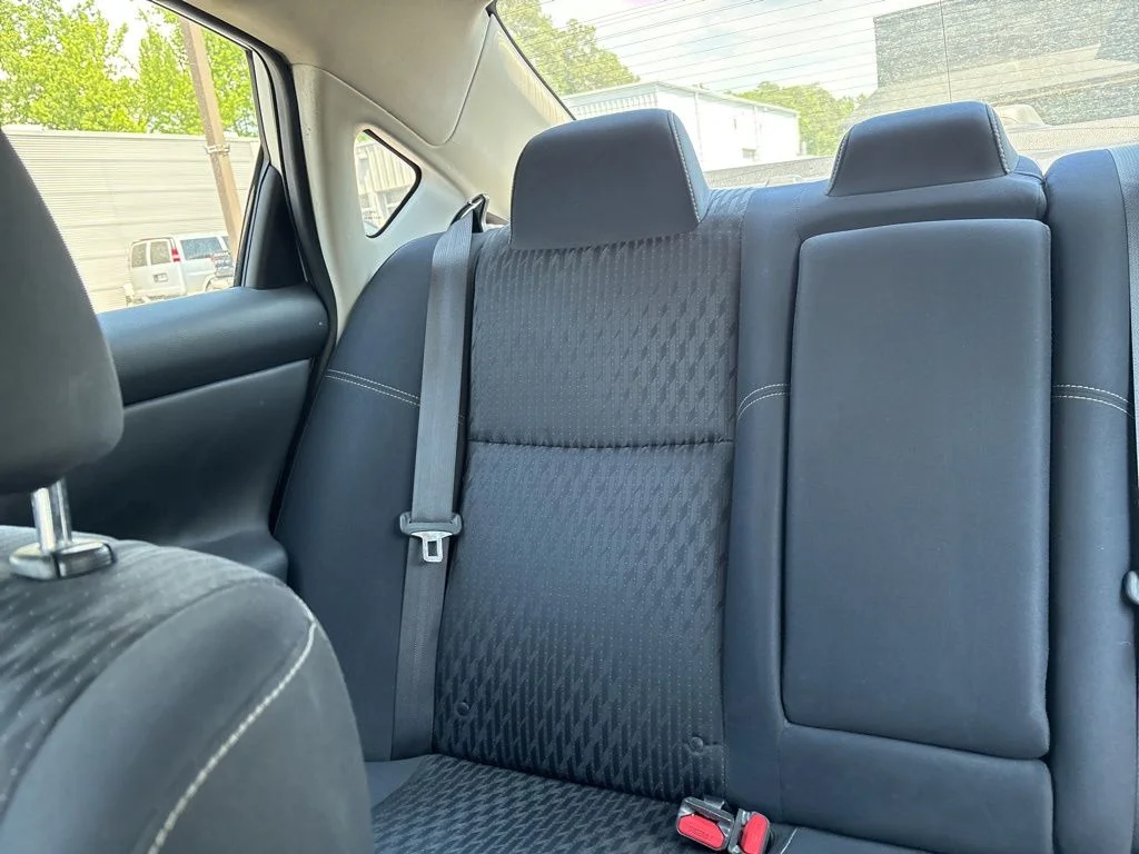 Used 2017 Silver Nissan 2.5 SV image 12