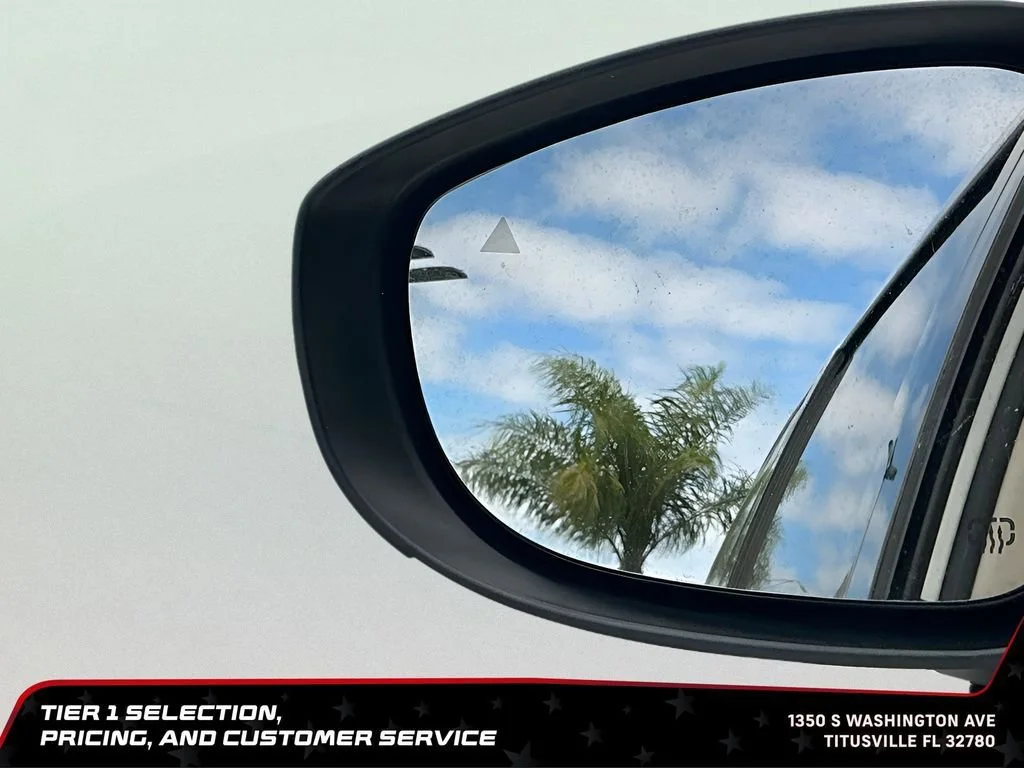 Used 2023 White Chrysler Touring L image 39