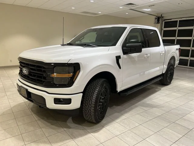 New 2026 White Ford XLT image 1