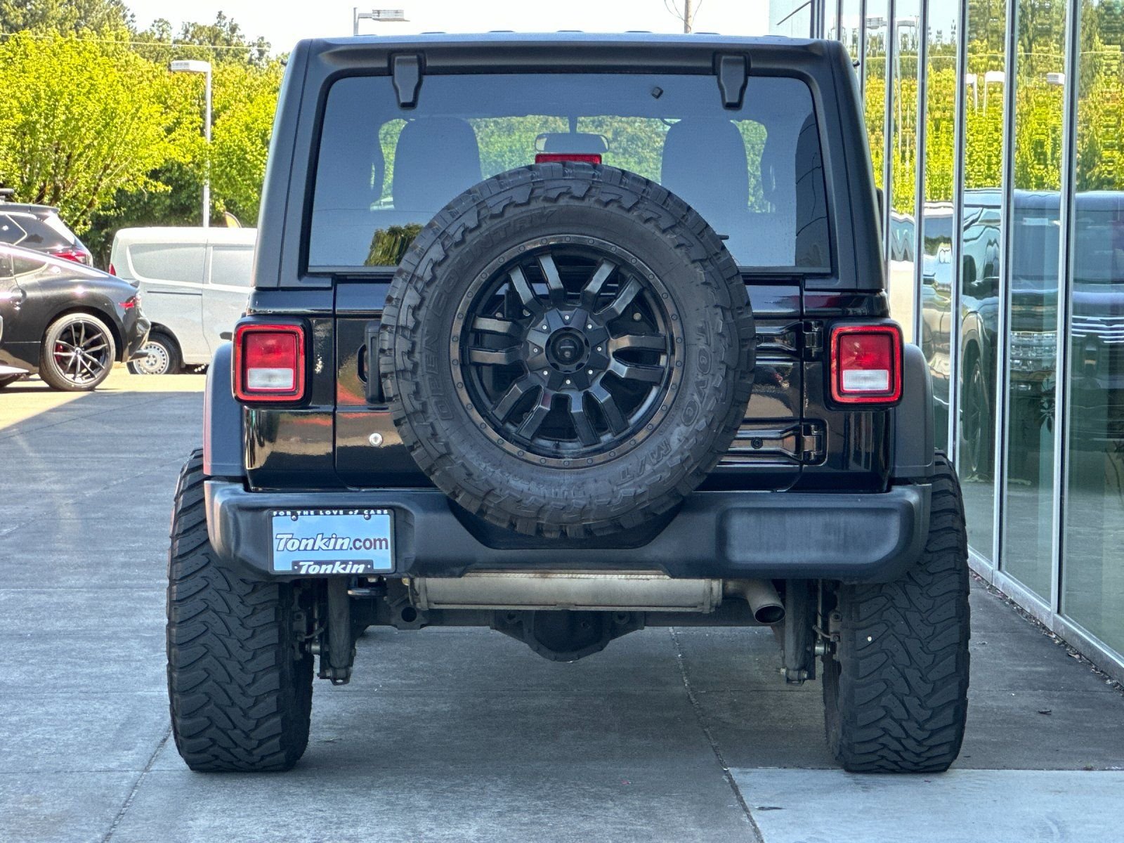 Used 2019 Black Clearcoat Jeep Unlimited Sport image 4