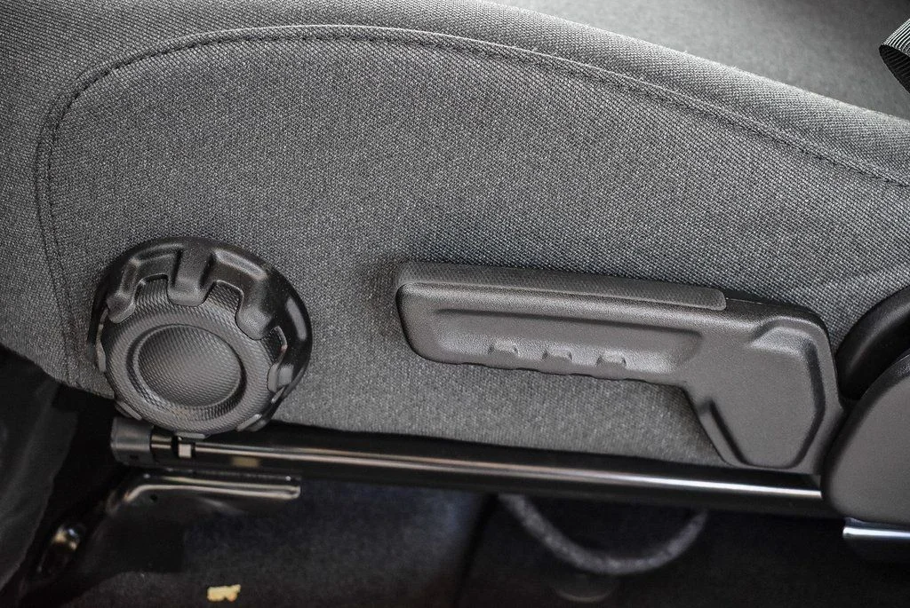 2025 Jeep Wrangler 4-Door Willys - Photo 20