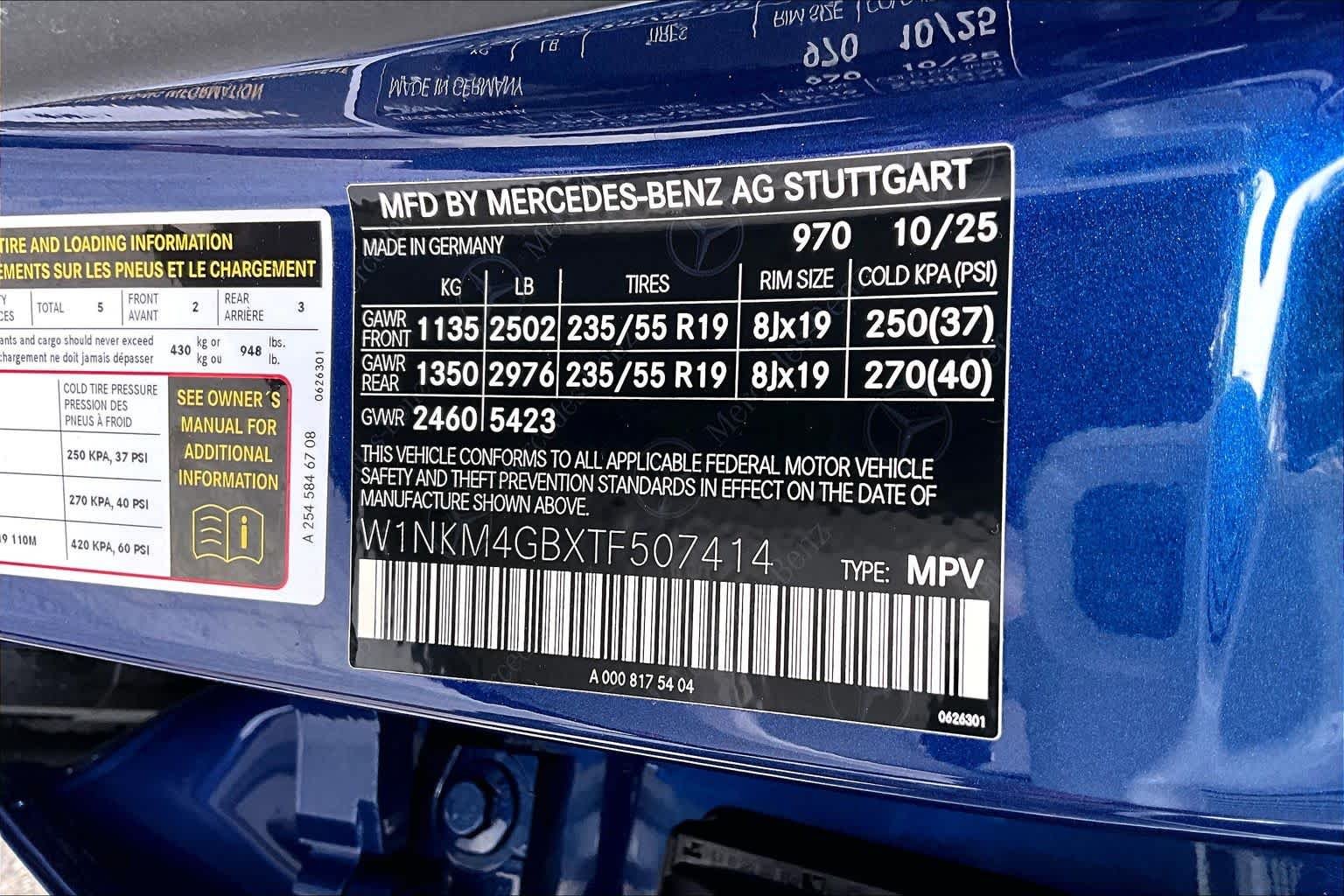 Used 2026 Starling Blue Metallic Mercedes-Benz GLC 300 image 33