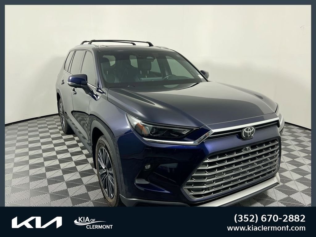 Used 2024  Toyota MAX Platinum image 1