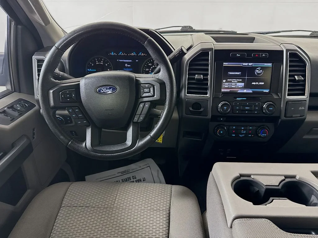 Used 2015 Gray Ford XLT image 26