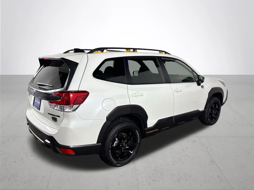 Used 2024 White Subaru Wilderness image 6