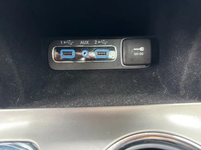 Used 2021 Blue Jeep Limited image 25