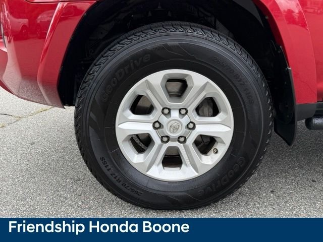 Used 2021 Red Toyota SR5 image 9